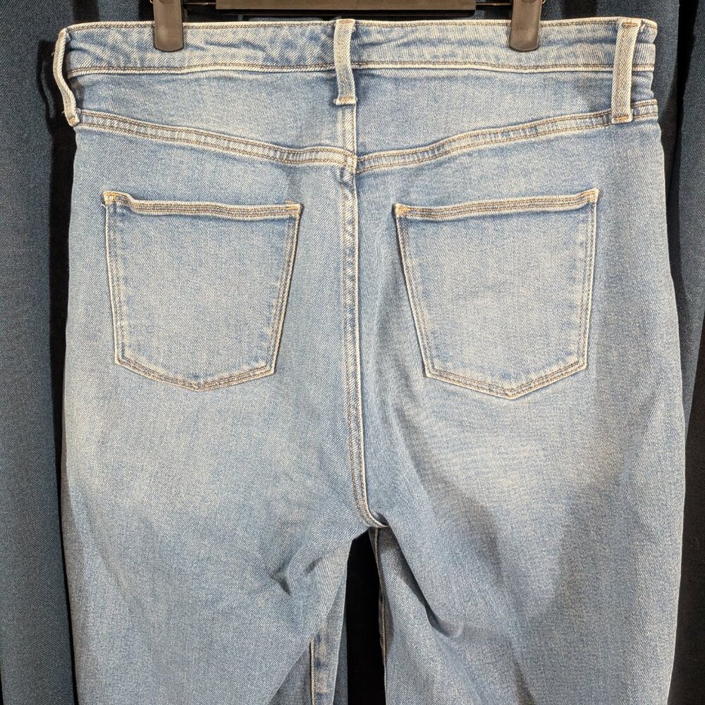 Universal Thread Highwasted Straight Leg Jeans - image 3